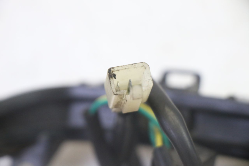 photo de LUZ DE POSICIÓN PEUGEOT KISBEE 4T 50 (2018 - 2022) - Primer plano técnico