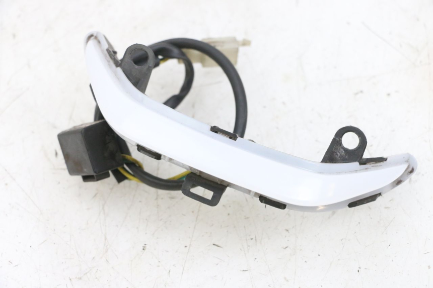 photo de LUZ DE POSICIÓN PEUGEOT KISBEE 4T 50 (2018 - 2022) - Vista principal