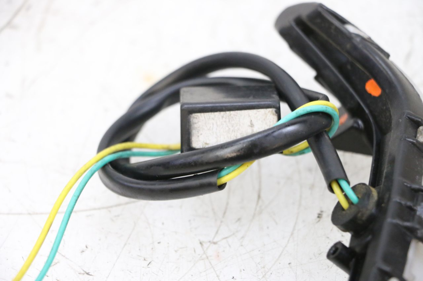 photo de LUZ DE POSICIÓN PEUGEOT KISBEE 4T 50 (2018 - 2022) - Zoom estado de uso