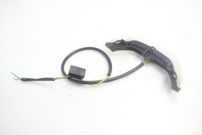 photo de LUZ DE POSICIÓN PEUGEOT KISBEE 4T 50 (2018 - 2022) - Primer plano técnico