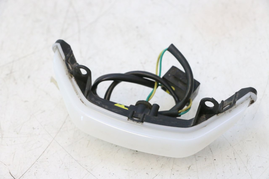 photo de LUZ DE POSICIÓN PEUGEOT KISBEE 4T 50 (2018 - 2022) - Primer plano técnico