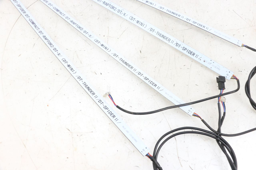 photo de LUZ PILOTO DUALTRON MINI SPECIAL 1 - Zoom estado de uso