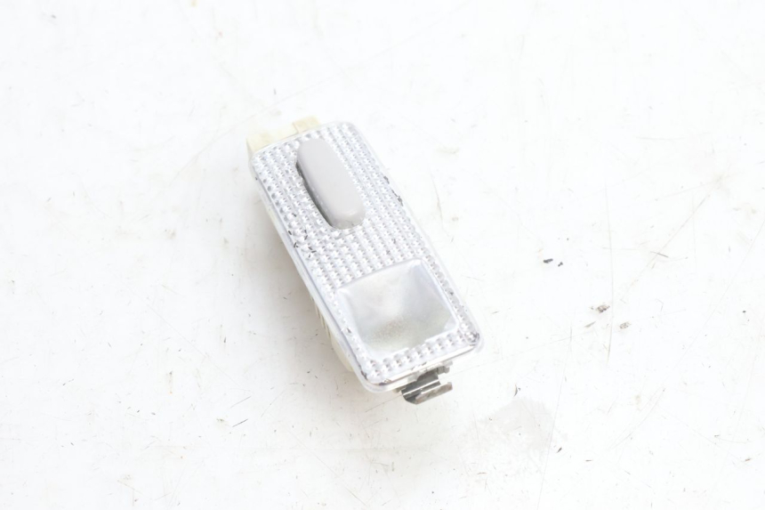 photo de LUZ PILOTO PEUGEOT SATELIS 125 (2013 - 2018) - Primer plano técnico