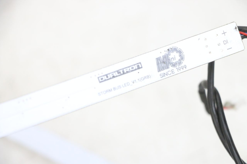 photo de LUZ PILOTO DUALTRON VICTOR LIMITED 1 - Detalle de la pieza