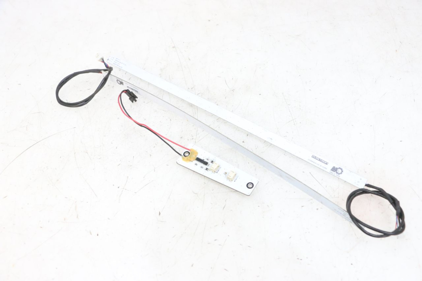 photo de LUZ PILOTO DUALTRON VICTOR LIMITED 1 - Primer plano técnico