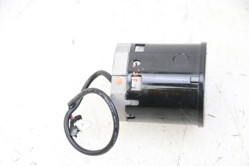 photo de LUZ PILOTO SEGWAY NINEBOT ZT3 PRO 1 - Otra perspectiva