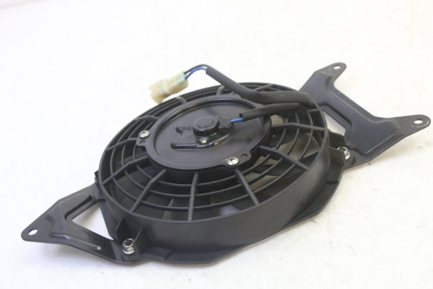 photo de VENTILADOR QUADRO 4 4D 350 (2015 - 2018) - Otra perspectiva
