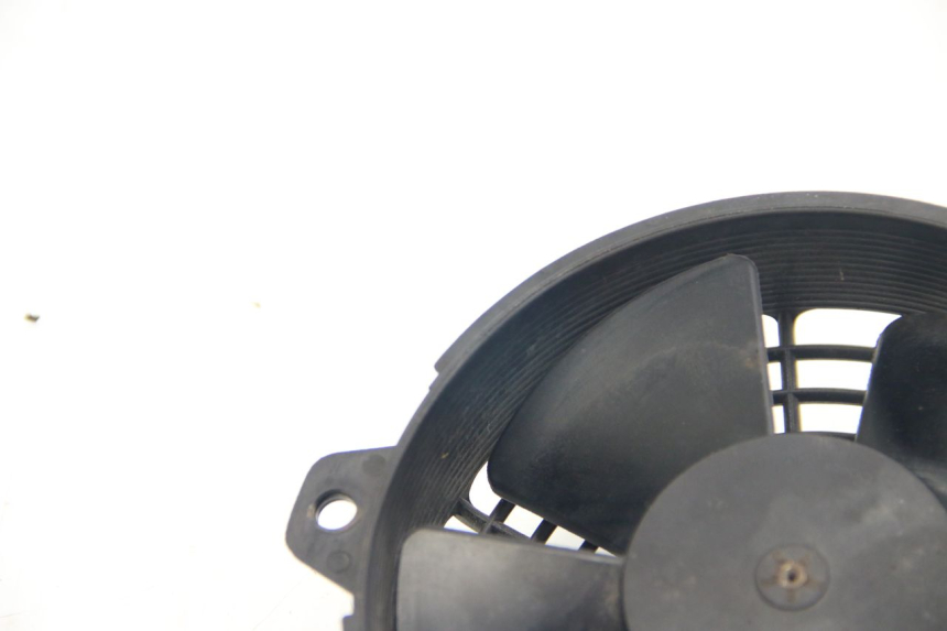 photo de VENTILADOR APRILIA ATLANTIC 500 (2002 - 2003) - Primer plano técnico