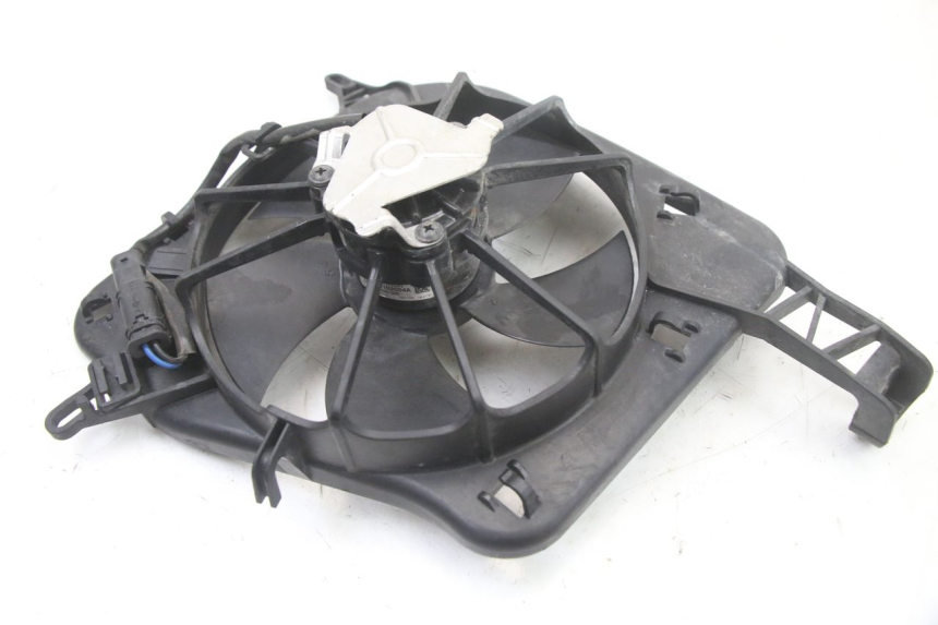 photo de VENTILADOR BMW S RR ABS S1000RR 1000 (2015 - 2018) - Primer plano técnico