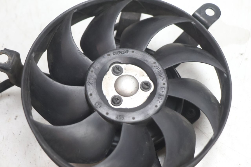 photo de VENTILADOR SUZUKI BURGMAN EXECUTIVE ABS 650 (2006 - 2012) - Detalle de la pieza