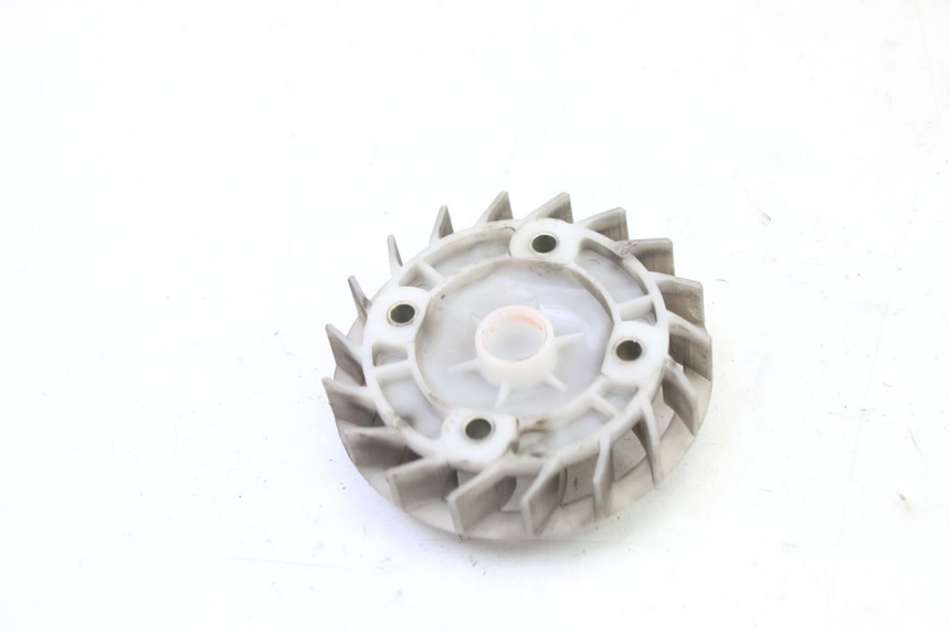 photo de VENTILADOR ORCAL CAVARO 4T 50 (2019 - 2023) - Zoom estado de uso