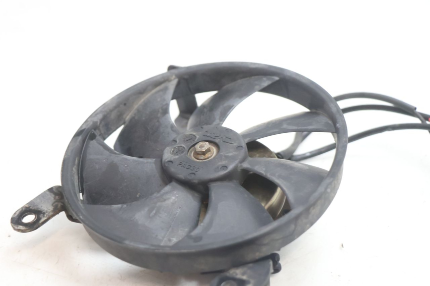 photo de VENTILADOR HONDA CB F HORNET 600 (2005 - 2006) - Detalle de la pieza