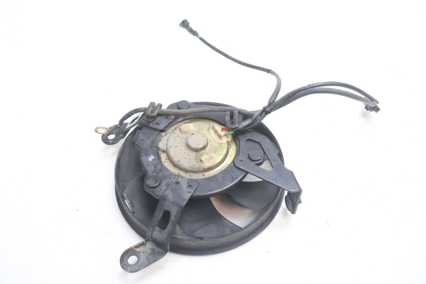 photo de VENTILADOR HONDA CB F HORNET 600 (2005 - 2006) - Otra perspectiva