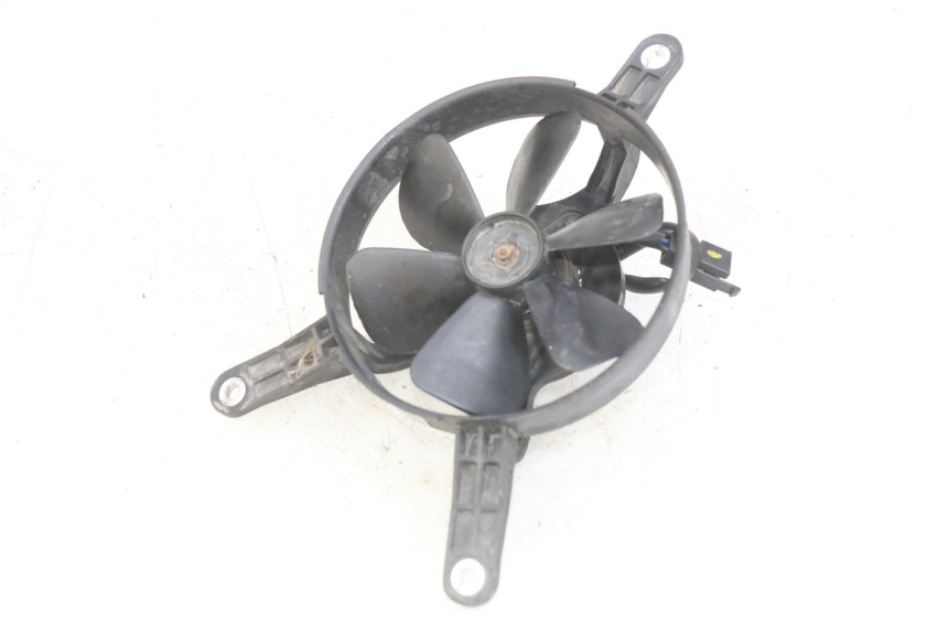 photo de VENTILADOR KYMCO DOWNTOWN ABS 125 (2015 - 2017) - Otra perspectiva