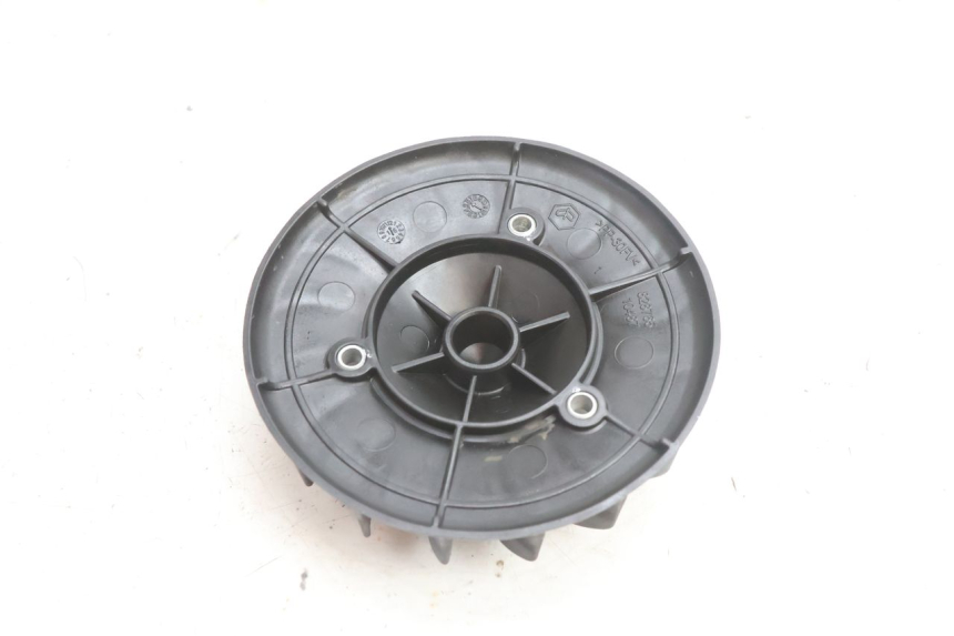 photo de VENTILADOR PIAGGIO FLY 2T 50 (2004 - 2017) - Zoom estado de uso