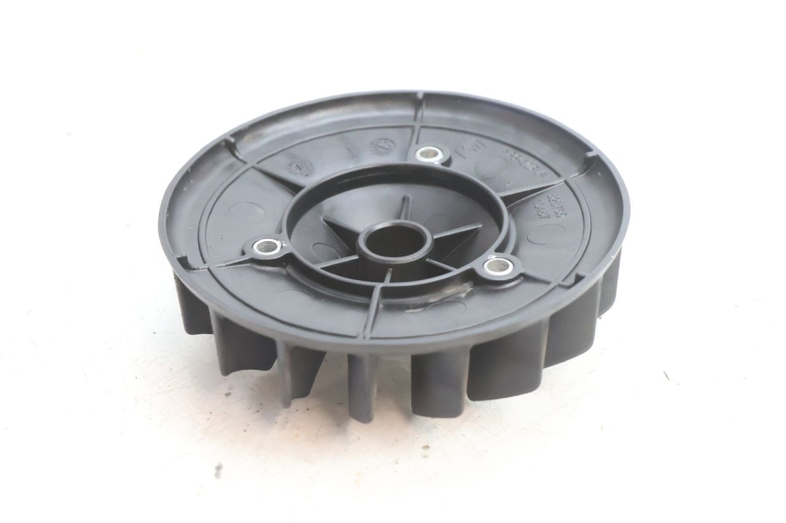 photo de VENTILADOR PIAGGIO FLY 2T 50 (2004 - 2017) - Otra perspectiva