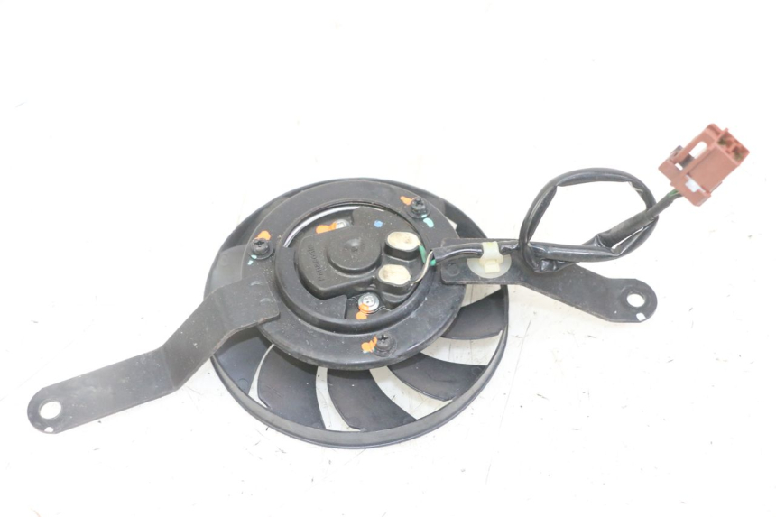 photo de VENTILADOR HONDA FORZA ABS 300 (2013 - 2017) - Detalle de la pieza