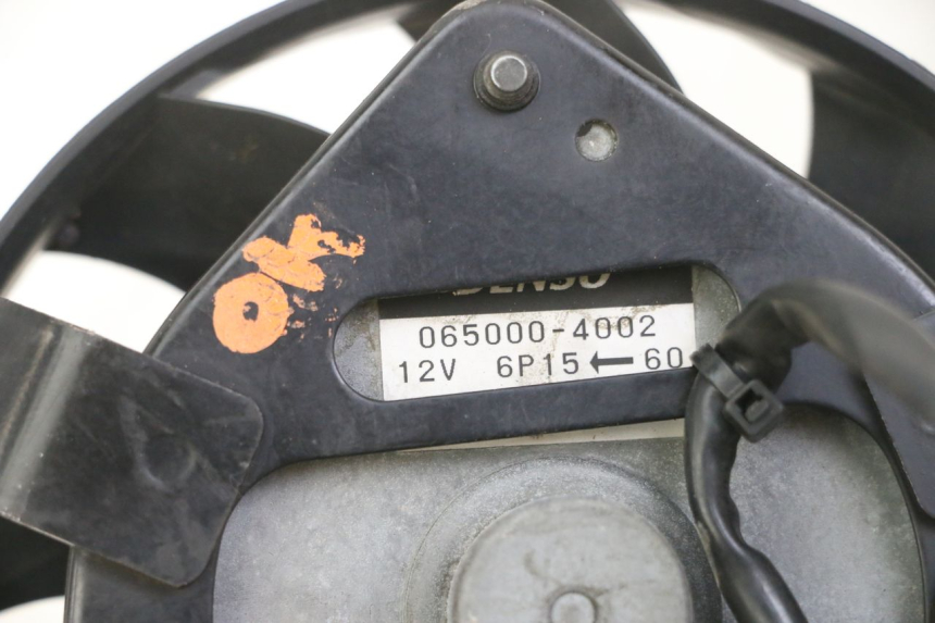 photo de VENTILADOR YAMAHA FZ1 FAZER 1000 (2007 - 2009) - Detalle de la pieza