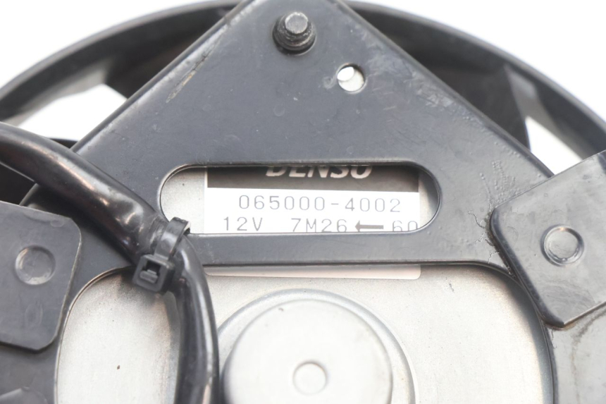 photo de VENTILADOR YAMAHA FZ8 800 (2010 - 2016) - Primer plano técnico