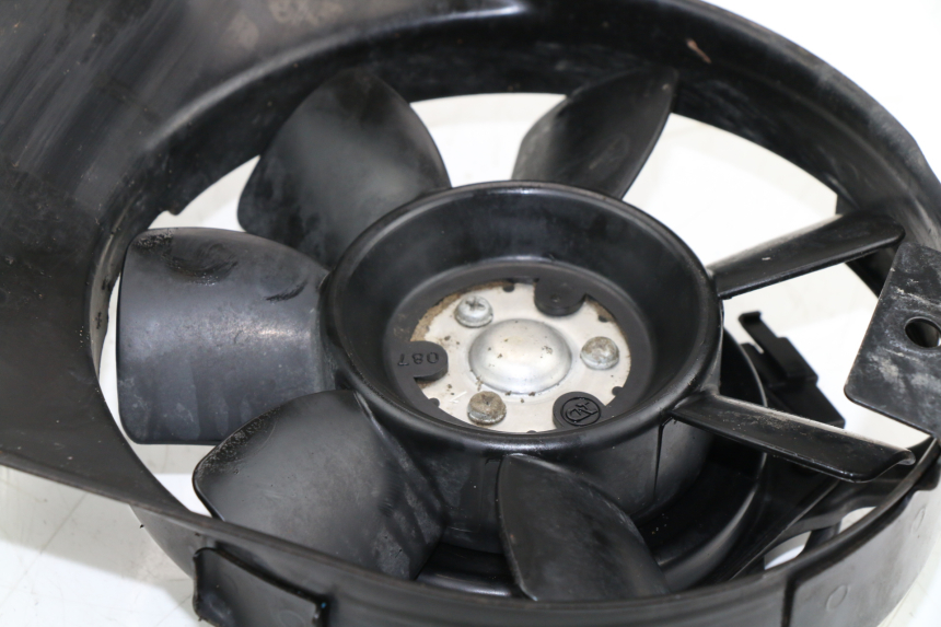 photo de VENTILADOR YAMAHA FZX FAZER 750 (1987 - 1998) - Inspección visual detallada