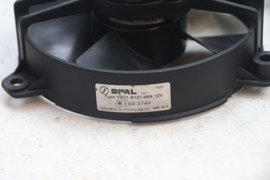 photo de VENTILADOR GILERA GP 800 (2007 - 2013) - Otra perspectiva