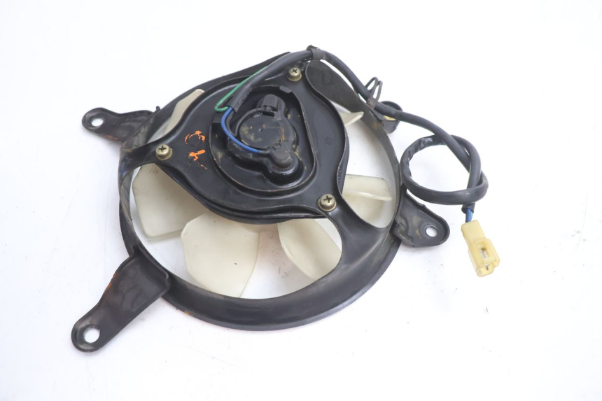 photo de VENTILADOR KAWASAKI GPX F ZX750F 750 (1986 - 1990) - Zoom estado de uso