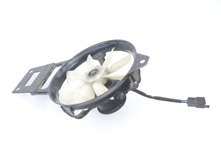 photo de VENTILADOR KAWASAKI GPZ S 500 (1994 - 2005) - Otra perspectiva