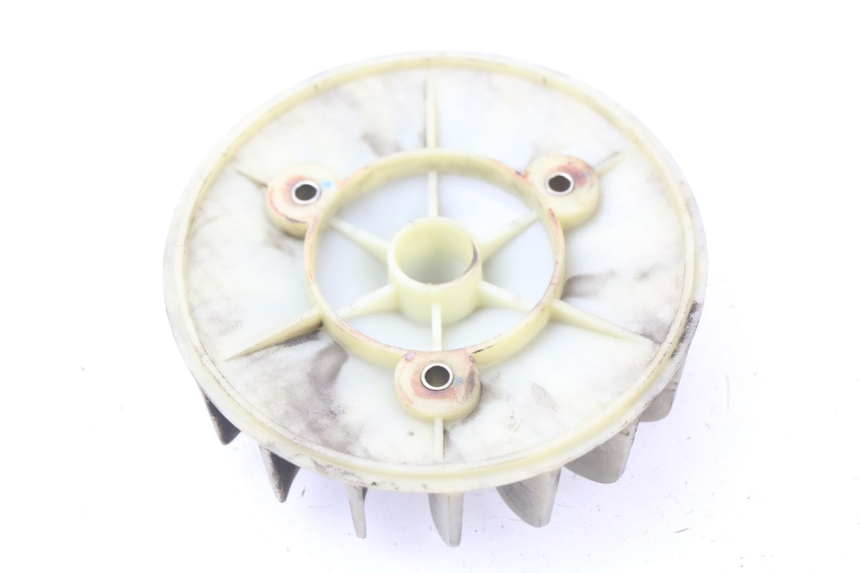 photo de VENTILADOR PEUGEOT KISBEE 2T 50 (2018 - 2022) - Detalle de la pieza