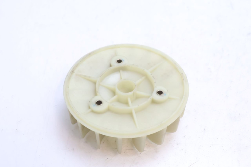 photo de VENTILADOR PEUGEOT KISBEE 2T 50 (2018 - 2022) - Zoom estado de uso