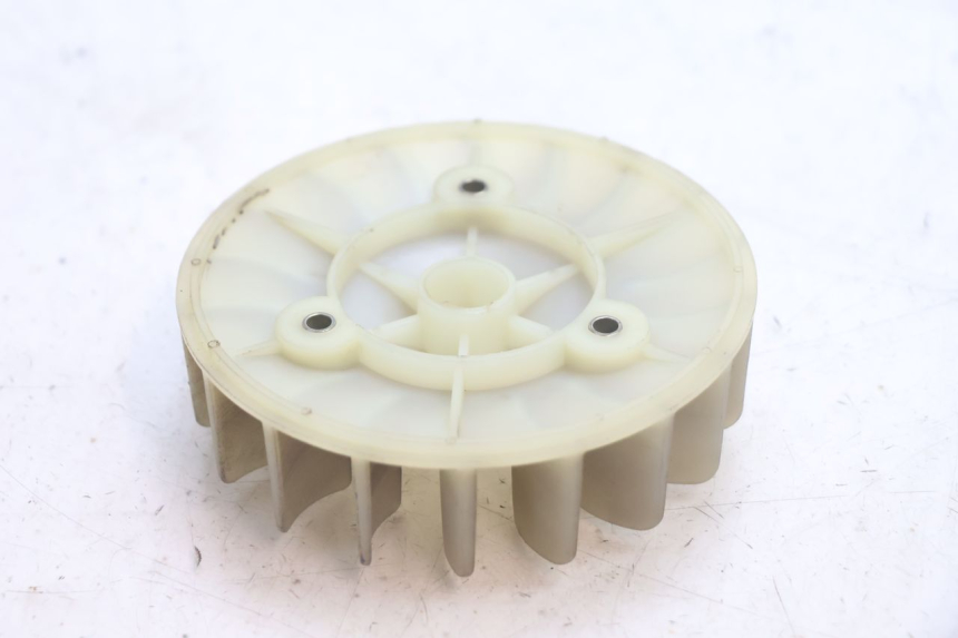 photo de VENTILADOR PEUGEOT KISBEE 2T 50 (2010 - 2017) - Otra perspectiva