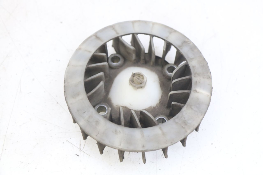 photo de VENTILADOR PEUGEOT KISBEE 4T 50 (2010 - 2017) - Vista principal