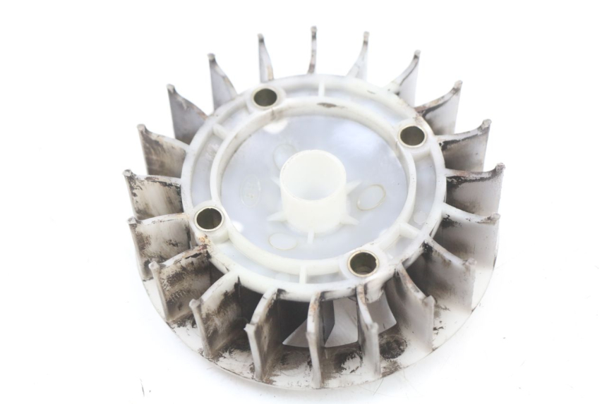 photo de VENTILADOR PEUGEOT KISBEE 4T 50 (2018 - 2022) - Zoom estado de uso