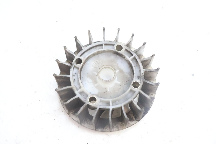 photo de VENTILADOR PEUGEOT KISBEE 4T 50 (2010 - 2017) - Vista principal