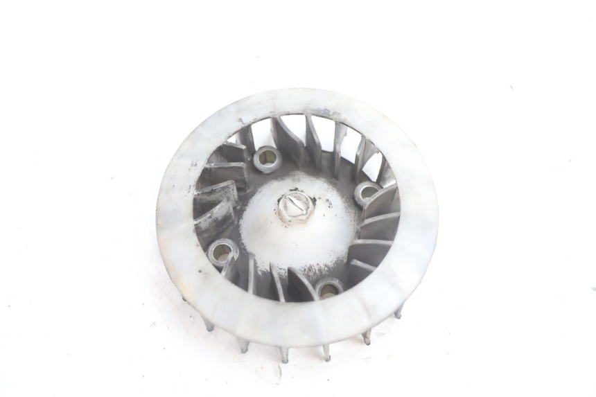 photo de VENTILADOR PEUGEOT KISBEE 4T 50 (2010 - 2017) - Zoom estado de uso