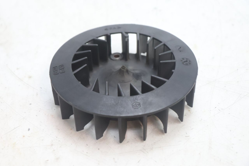 photo de VENTILADOR PIAGGIO LIBERTY 50 (1998 - 2003) - Zoom estado de uso