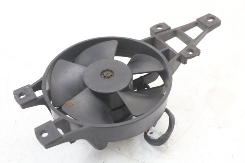 photo de VENTILADOR PIAGGIO MP3 LT 400 (2007 - 2012) - Zoom estado de uso