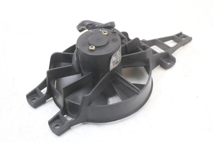 photo de VENTILADOR PIAGGIO MP3 LT 400 (2007 - 2012) - Otra perspectiva