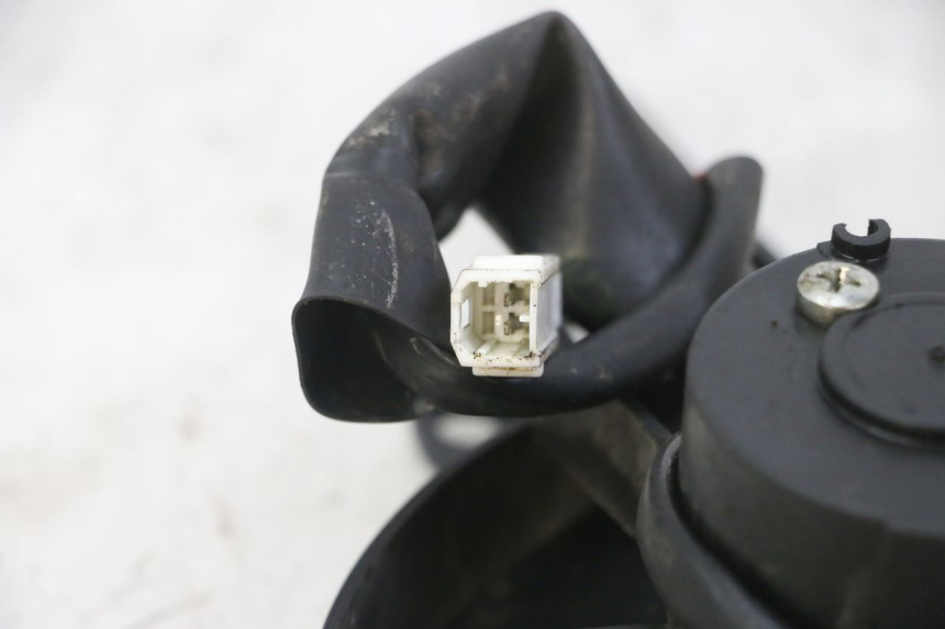 photo de VENTILADOR PIAGGIO MP3 LT 300 (2010 - 2016) - Otra perspectiva