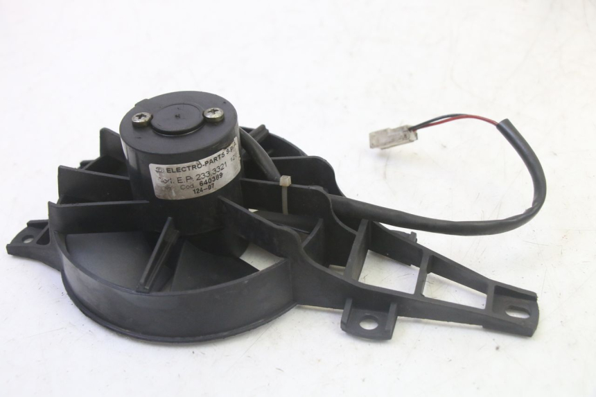photo de VENTILADOR PIAGGIO MP3 LT 300 (2010 - 2016) - Otra perspectiva