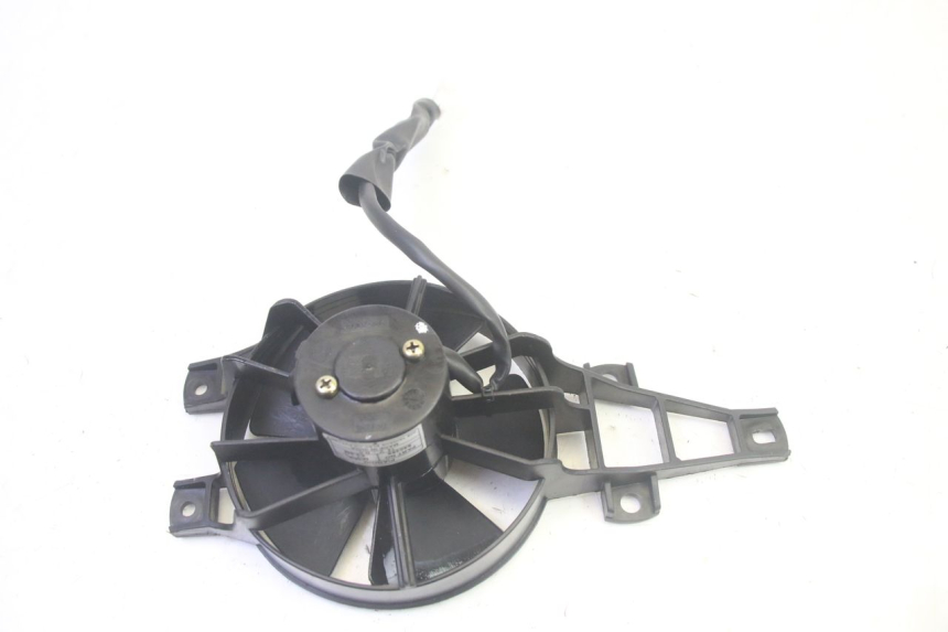 photo de VENTILADOR PIAGGIO MP3 LT 400 (2007 - 2012) - Otra perspectiva