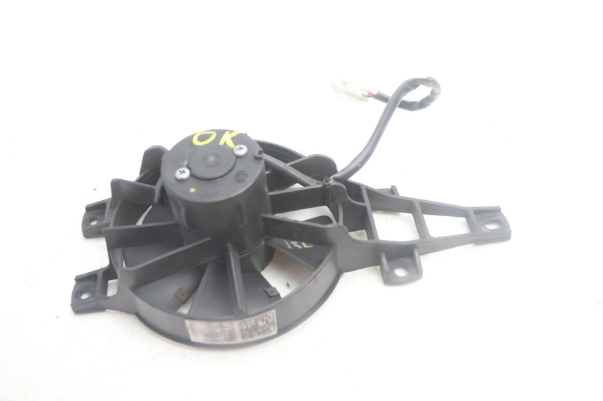 photo de VENTILADOR PIAGGIO MP3 500 (2016 - 2018) - Primer plano técnico