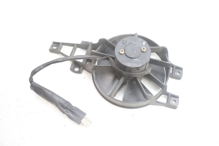 photo de VENTILADOR PIAGGIO MP3 125 (2006 - 2014) - Otra perspectiva