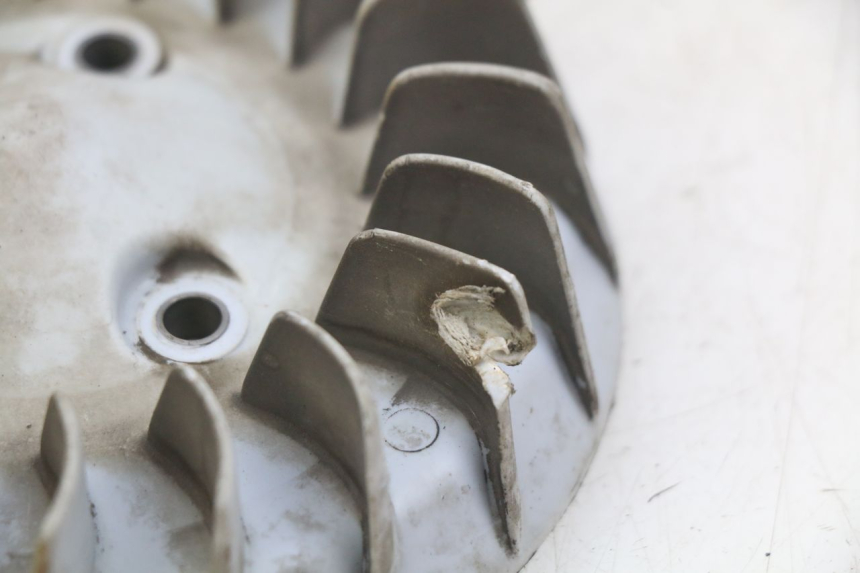 photo de VENTILADOR MBK OVETTO 2T 50 (2007 - 2017) - Zoom estado de uso