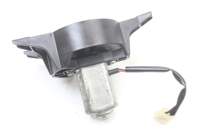 photo de VENTILADOR PIAGGIO BEVERLY 125 (1998 - 2005) - Otra perspectiva