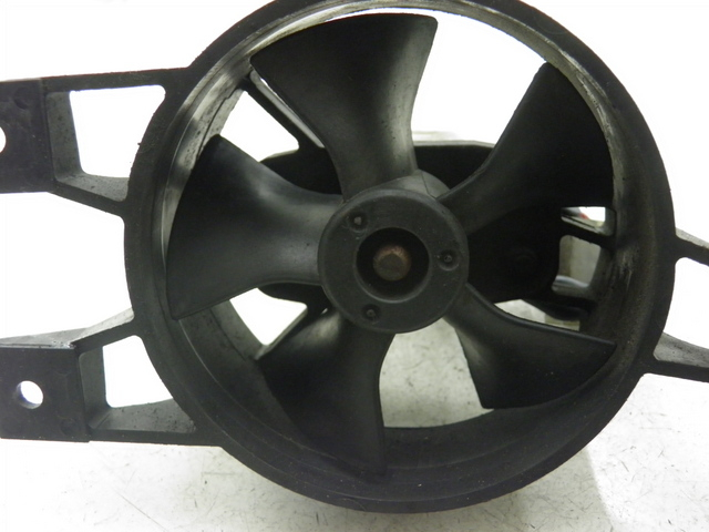 photo de VENTILADOR PIAGGIO X9 250 (2000 - 2002) - Otra perspectiva