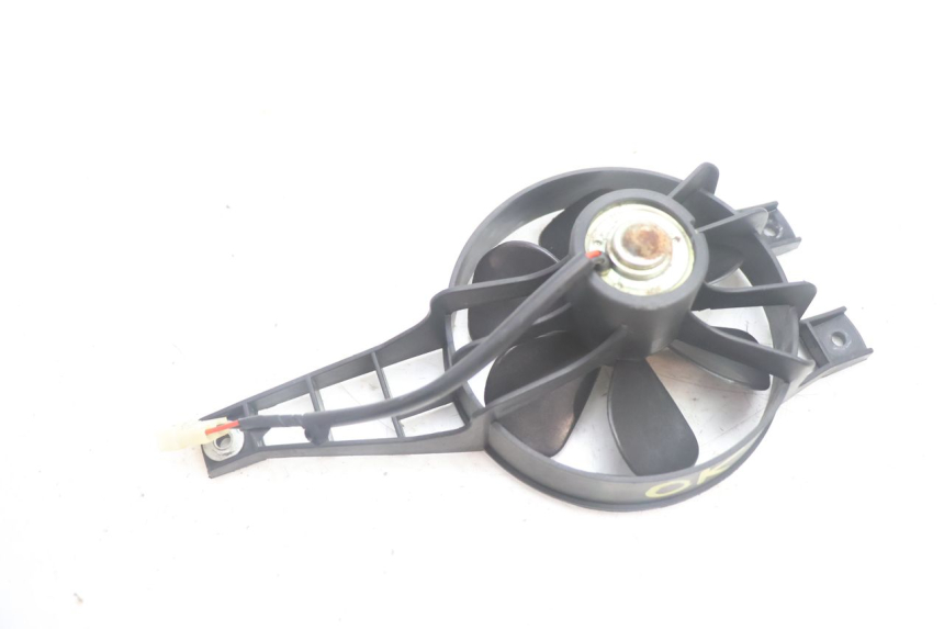 photo de VENTILADOR PEUGEOT SATELIS 125 (2013 - 2018) - Otra perspectiva