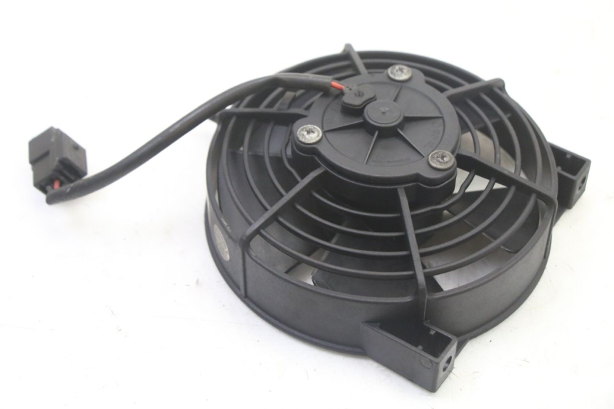 photo de VENTILADOR APRILIA SCARABEO GT TOURING 125 (1999 - 2005) - Otra perspectiva