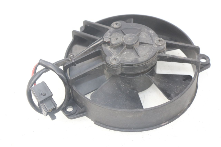 photo de VENTILADOR APRILIA SRV 850 (2012 - 2017) - Otra perspectiva