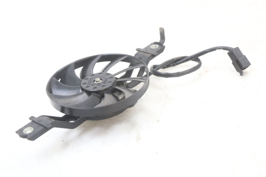 photo de VENTILADOR SUZUKI BURGMAN 125 (2007 - 2014) - Zoom estado de uso