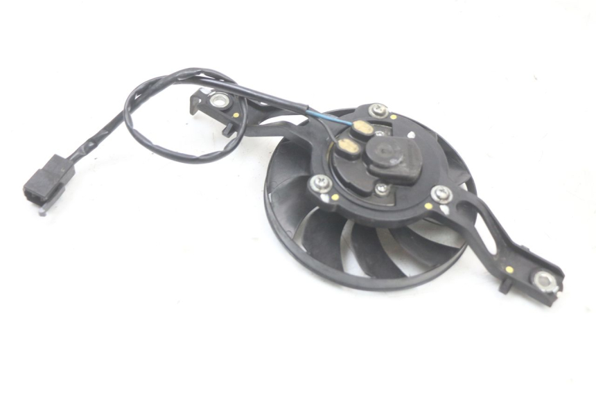 photo de VENTILADOR SUZUKI BURGMAN 125 (2007 - 2014) - Primer plano técnico